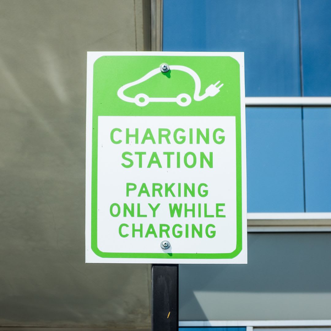 Sign EV Charging